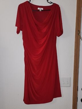 ❤️Nwot/dressbarn Red❤️ Draped Midi Dress with Cowl Neck/ Stunning Dress❤️✨️❤️✨️
